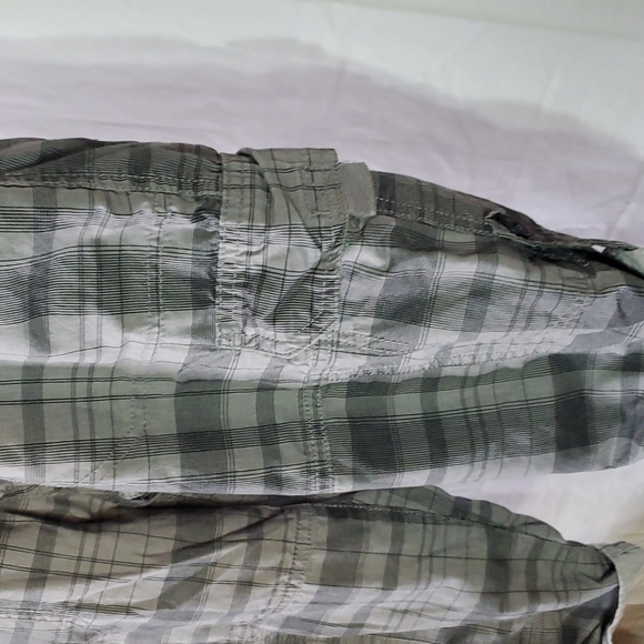 3 for $30……Urbanology capris. - Picture 2 of 7